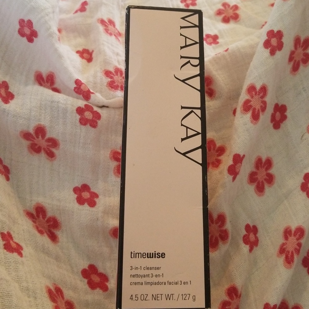 3-in-1 cleanser